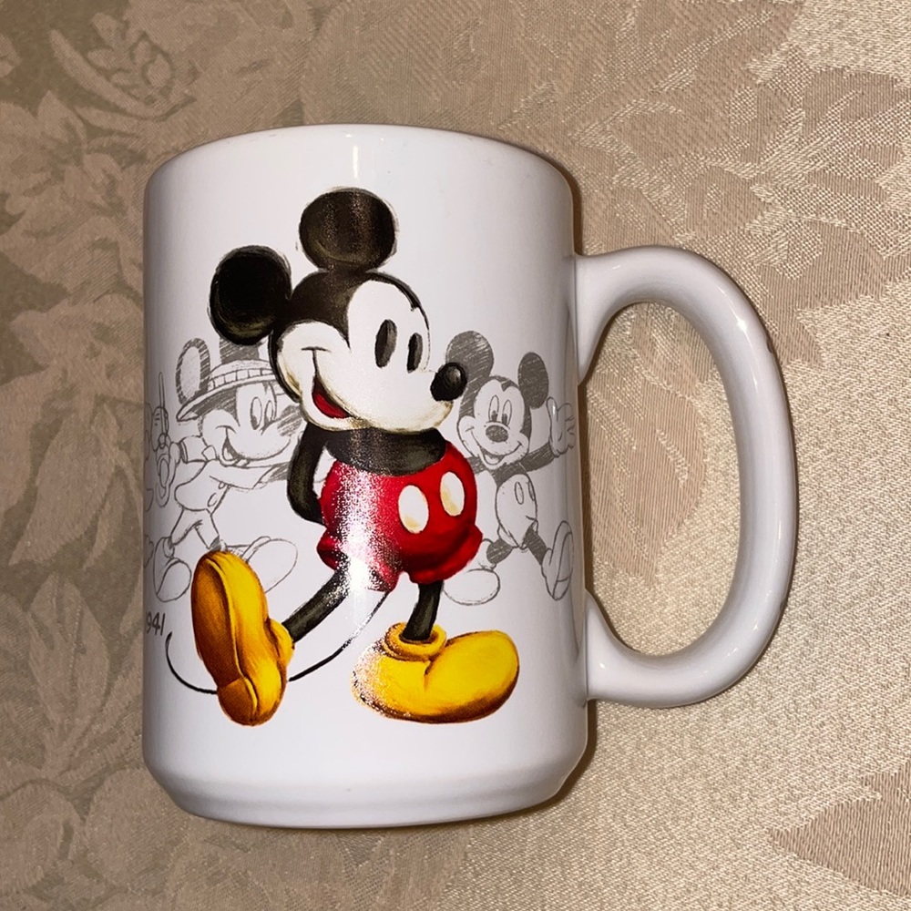 2003 Mickey Mouse Disney Mug